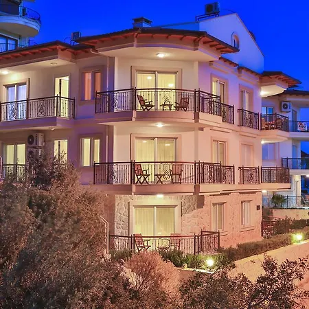 Merkezde, Konforlu, 2 Odali Apartamento