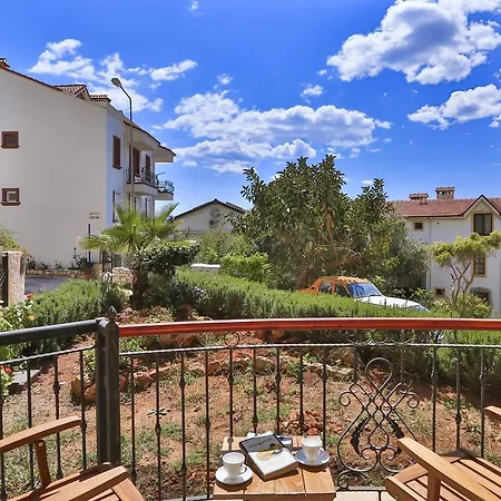Apartamento Merkezde, Konforlu, 2 Odali